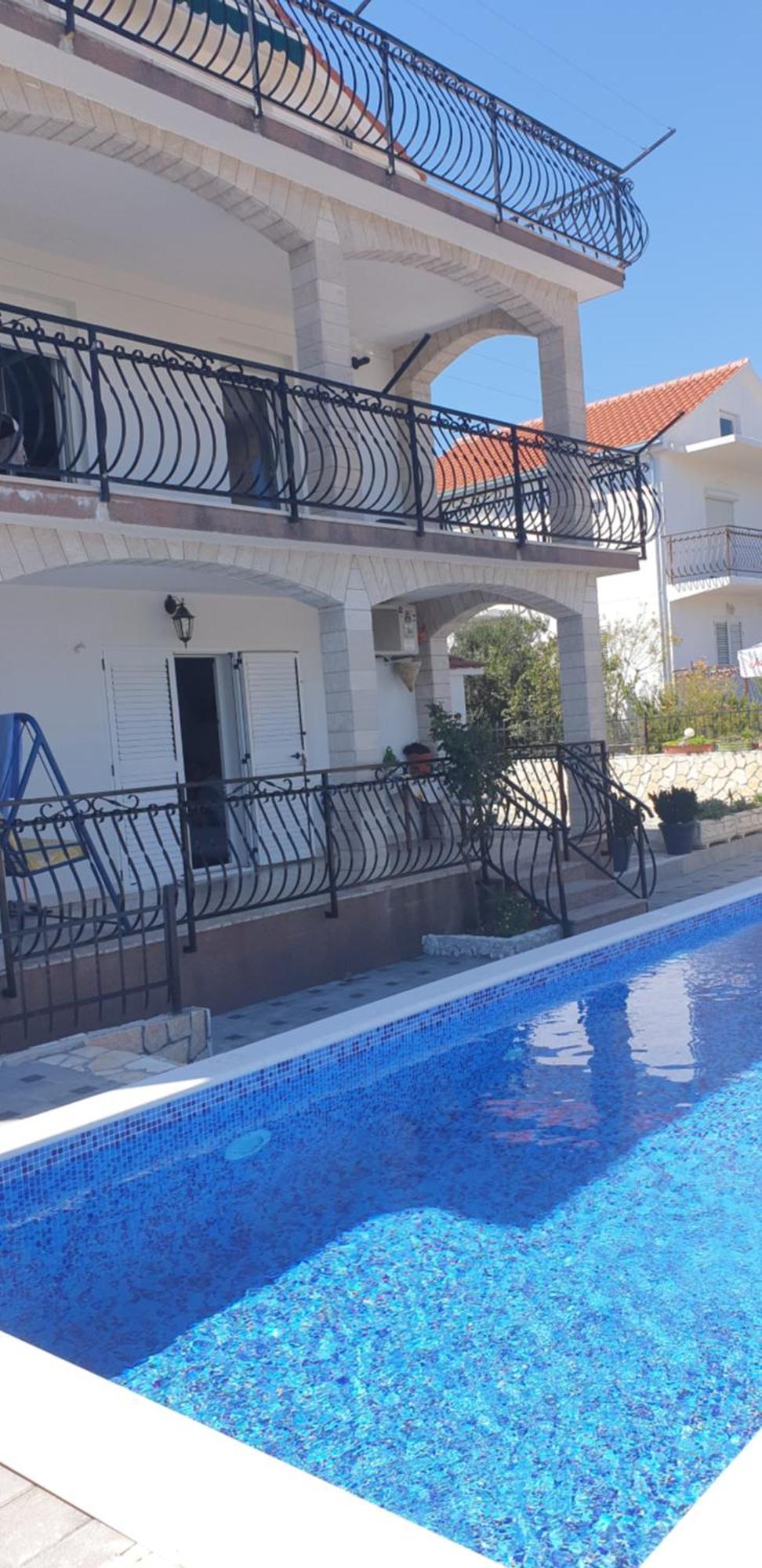 Apartments Slavica Трогир Экстерьер фото